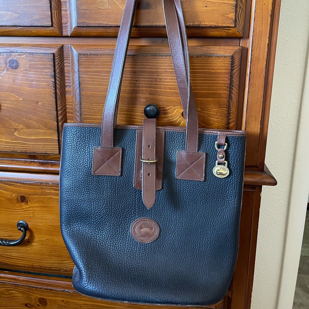 Vintage Dooney & Bourke over the shoulder bag.